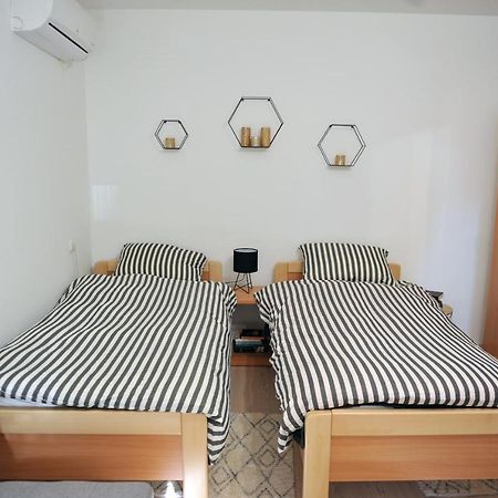 Studio Apartman Bandb Dakovo Luaran gambar